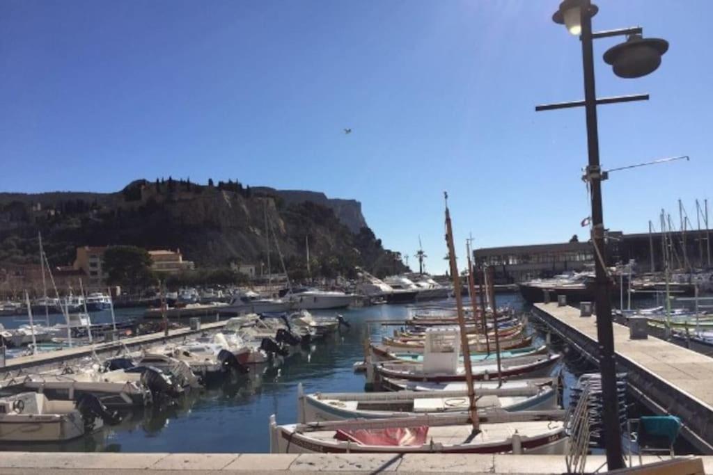 Bianca T2 - Terrasse - Parking - Calme - 1mn De La Apartment Cassis